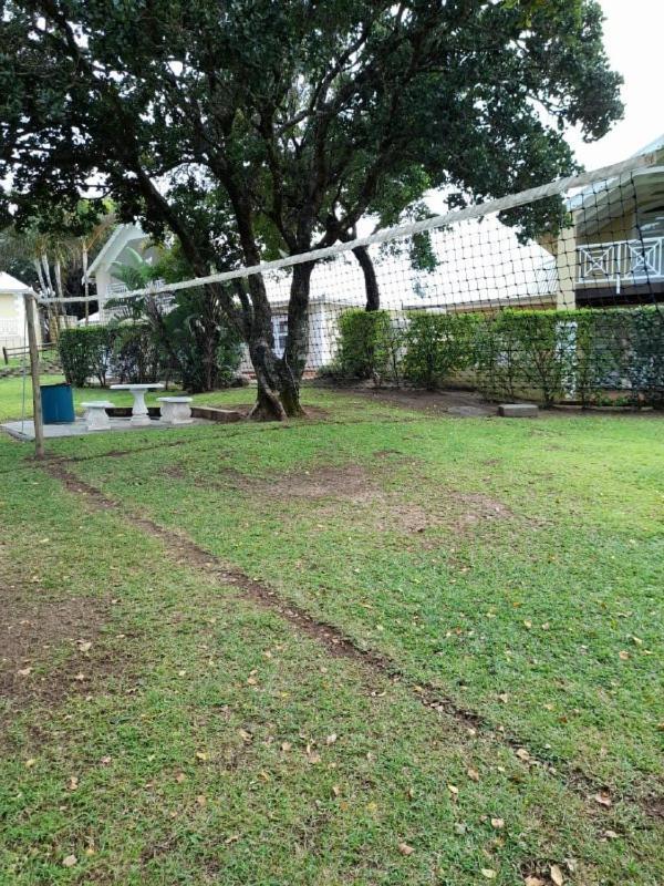 Apartament 19 Montego Bay Caribbean Estate Port Edward Zewnętrze zdjęcie